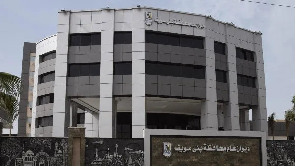 أخبار بني سويف.. المحافظ يتفقد مصانع مجمع بياض العرب وشحوط باخرة نيلية وملتقى توعوي بخدمة اجتماعية