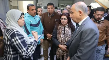 أخبار محافظة المنيا.. كدواني يفاجئ مستشفى المبرة.. ويسلم 407 أجهزة من المعينات السمعية والبصرية