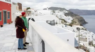 اليونان تدعو السياح لزيارتها.. سجلت 21 ألف زلزال خلال 3 أسابيع
