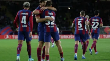 برشلونة يفوز على فاييكانو ويتصدر الدوري الإسباني