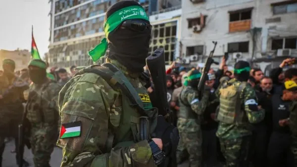 تجاوبنا مع جهود الوسطاء لإنجاح عملية التبادل .. ونتنياهو يماطل