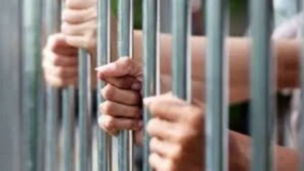 حبس عاطل متهم بالشروع في إنهاء حياة طالب ثانوي بالمرج