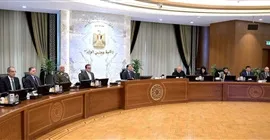 رئيس الوزراء يؤكد أهمية استمرار جهود الحكومة لتنفيذ توجيهات فخامة الرئيس لتوفير السلع بالأسواق بأسعار المناسبة