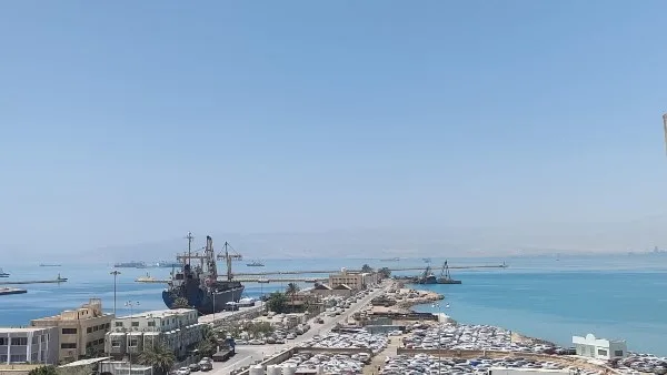 رئيس مدينة سفاجا يُتابع ملف التصالح بالمركز التكنولوجي