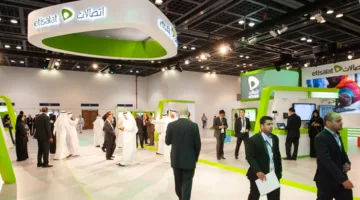 رقم خدمة عملاء اتصالات من داخل الإمارات، تواصل سريع ودعم على مدار الساعة