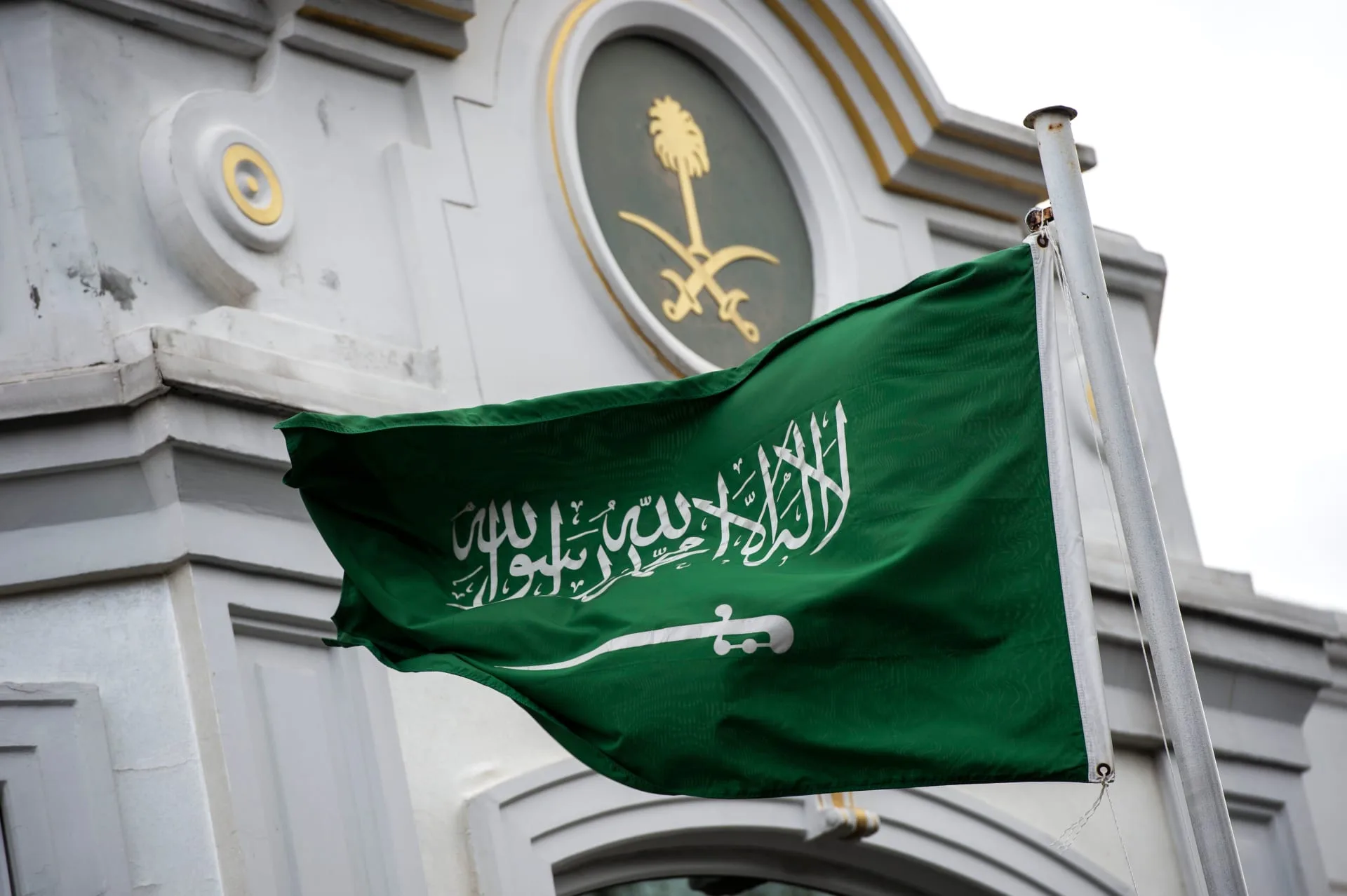 رواتب تصل لـ 70 ألف ريال، وظائف مغرية للمصريين في السعودية الآن