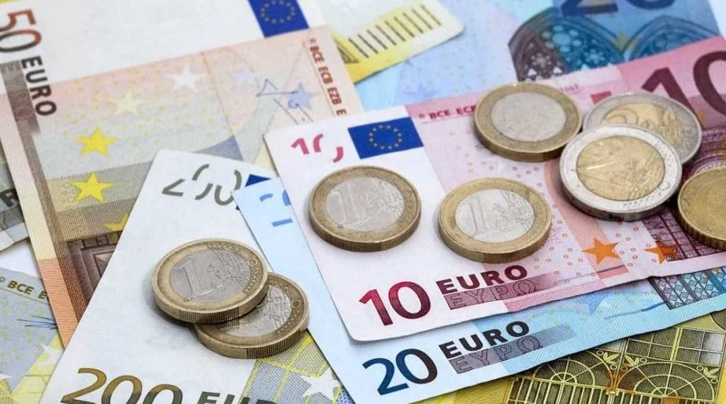 سعر اليورو اليوم 12-2-2025 في البنوك المصرية ، لحظة بلحظة