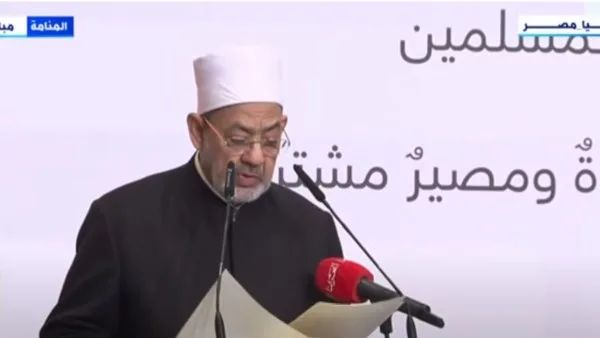 شيخ الأزهر يحذر من محاولات بث الفرقة بين المسلمين: شغلت أذهان العلماء طويلا