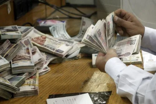 فاضل كام يوم؟ موعد صرف مرتبات شهر فبراير 2025 والتفاصيل الكاملة