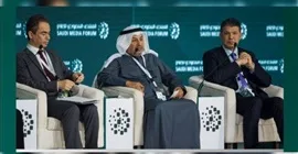 قادةٌ إعلاميون يرصدون المشهد المتغير في الإعلام الرقمي خلال المنتدى السعودي للإعلام