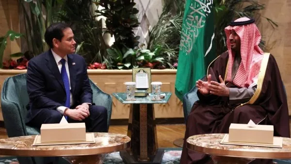 ما المتوقع من زيارة وزير الخارجية الأمريكي للسعودية؟.. باحث سياسي يُجيب