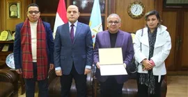 محافظ كفر الشيخ يكرّم مدير ثقافة بيلا لتطويره تطبيق «توت» الإلكتروني المجاني للأطفال
