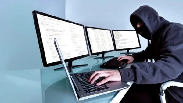 منصة FBC| مستريح أون لاين تستولي على 6 مليارات دولارات.. كيف واجه القانون جرائم توظيف الأموال؟