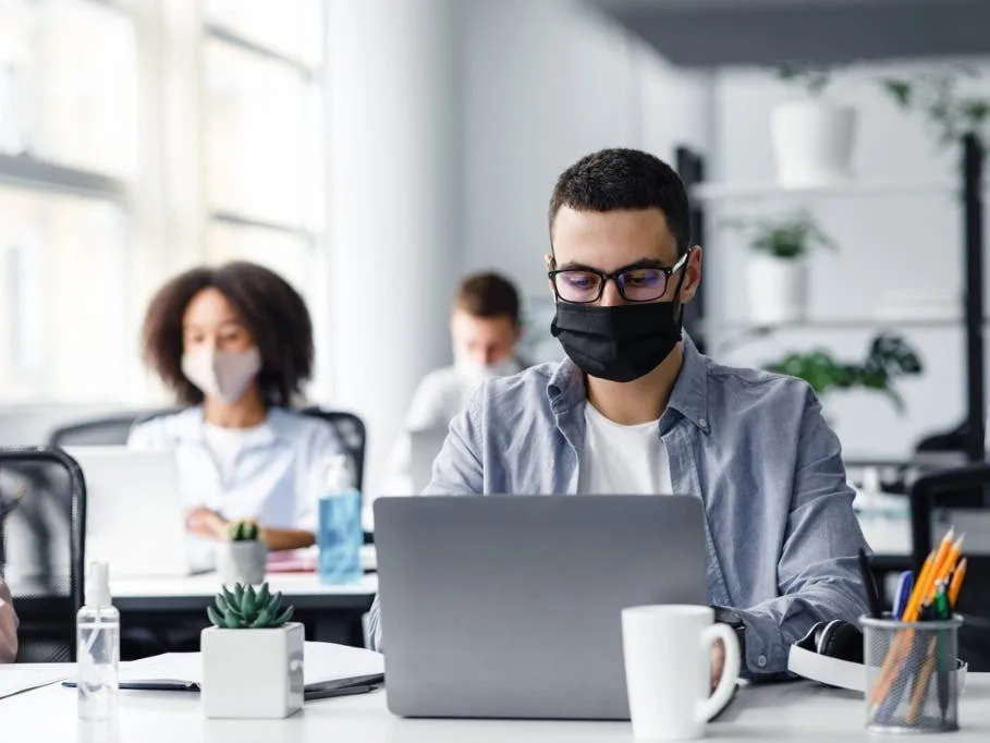 وظائف برواتب مرتفعة بدولة عربية