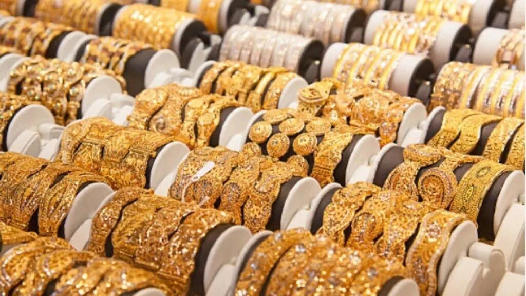 يستمر الذهب في المثابرة في الأسواق ، و 21 قيراط هو أكثر تداول