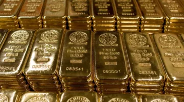 الذهب يتراجع مع توخي المستثمرين الحذر قبل رسوم ترامب الجمركية