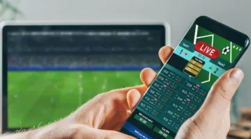 المراهنات الإلكترونية تفسد الشباب وتعطلهم عن العمل