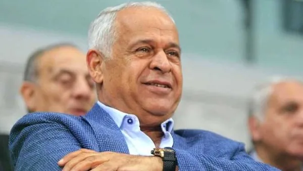 بعد الفوز على الاتحاد.. رئيس سموحة يفتح النار على معلّقي الدوري المصري