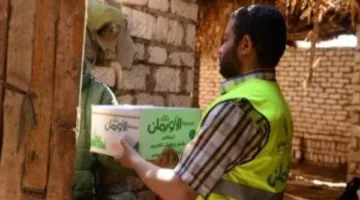 توزيع 6500 كرتونة على الأسر الأولى بالرعاية بأسوان