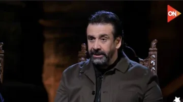 كريم عبد العزيز يهنئ الجمهور بحلول شهر رمضان