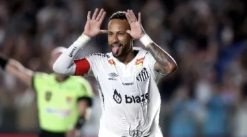 نيمار يواصل التوهج ويقود سانتوس إلى نصف نهائي كأس باوليستا