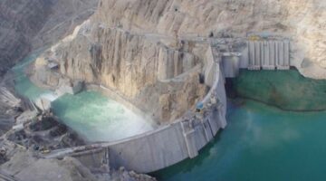 إيران.. جفاف السدود يهدد مشهد وطهران بأسوأ أزمة مياه منذ ستة عقود