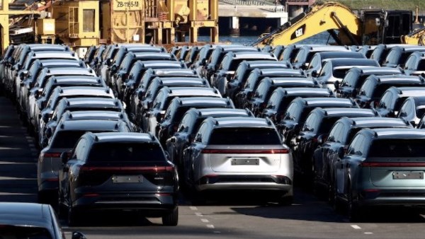 ضربة لمبيعات السيارات في أمريكا لسبب صادم