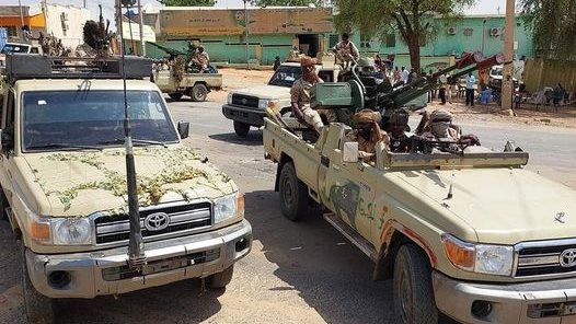 قوات الدعم السريع تلاحق وتعتقل كل من يخرج من الفاشر