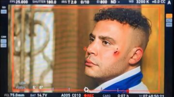 محمد إمام يشوق جمهوره بصورة من كواليس الكينج في رمضان