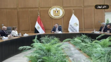 «شراكة صناعية جديدة».. التعليم العالي تبحث مع «فيليبس» خطط توطين التكنولوجيا وتأهيل الخريجين لسوق العمل